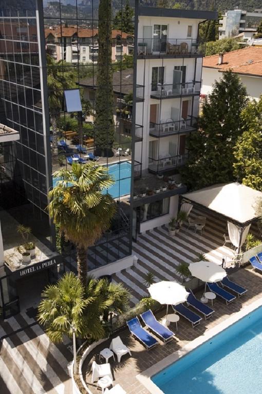 Hotel La Perla Riva del Garda Exterior photo